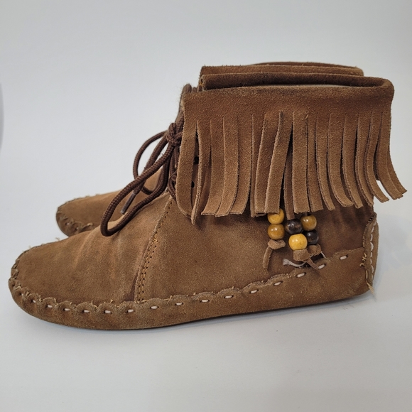 Softmoc brown mocassins with fringe in size 6 - Picture 2 of 13